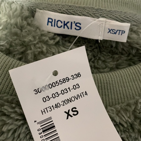 Fall / Spring sweater - Picture 2 of 3